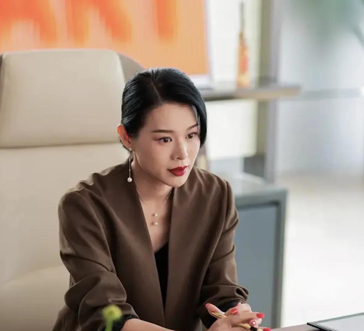 丁致远做梦都想不到，邱丽苏心甘情愿当他小三的原因竟然这么狠！他以为是自己有魅