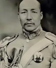 1935年，一名女子走到孙传芳背后，突然掏出手枪，朝着孙传芳连开3枪。第一枪子弹