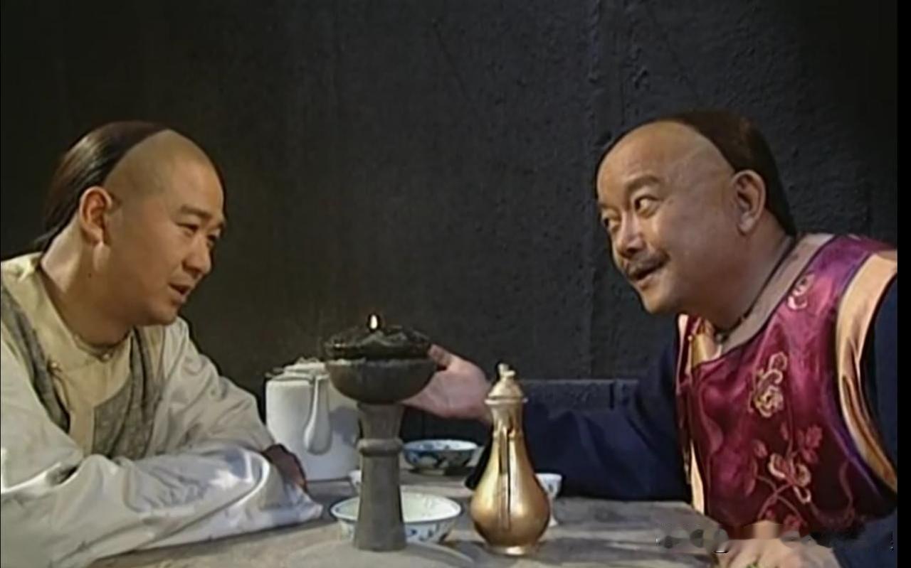 和珅贪了那么多钱，为何清朝第一大案确是王亶望犯下的米案？其实很简单，和珅这个
