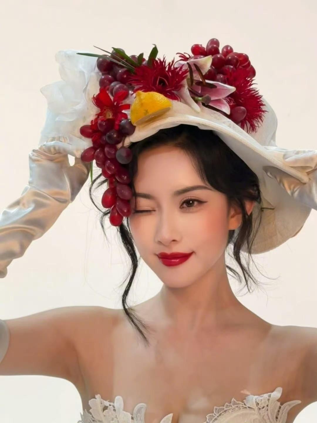 摩登女郎孟子义，每种风格都美。🤩​​​