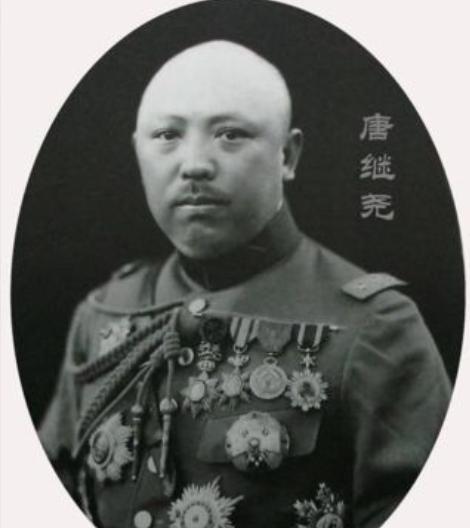 1918年，唐继尧让妻妾以打麻将的名义，将手下庾恩旸的妻子钱秀芳请到家里，还没打