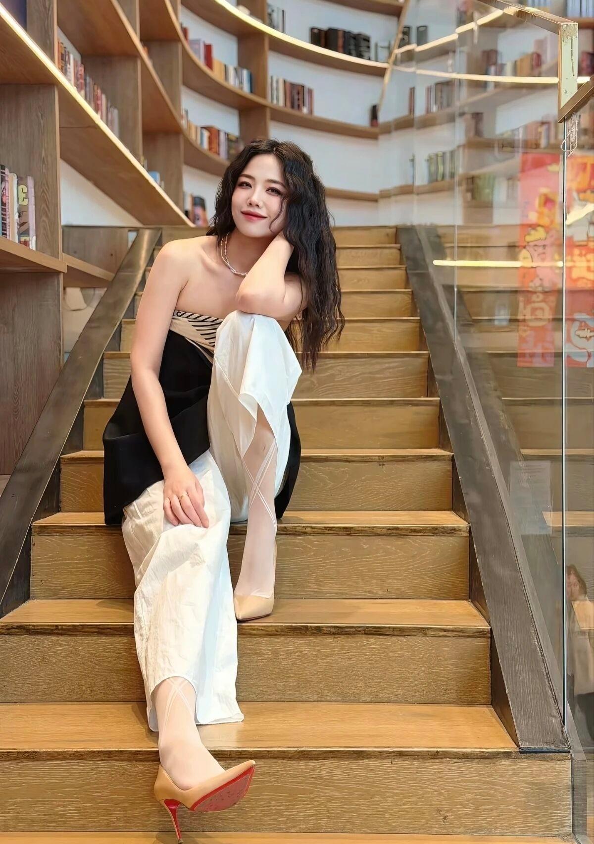 随拍[比心][比心]有什么舒服好看的女生穿搭女生的穿搭风格