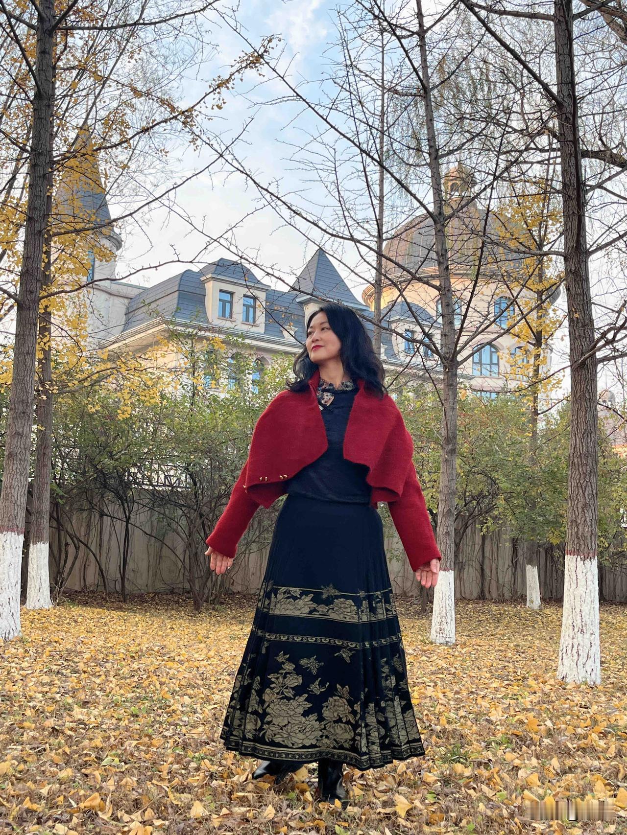 我闺蜜，今年过年啥都没买。她说什么都没囤，如果饿了就到商场50块钱一位的自助