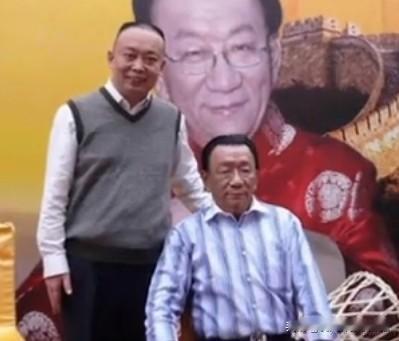 弱弱的问一句，侯耀华到底收过多少个徒弟？有的说60多个，有的说30多个，但别