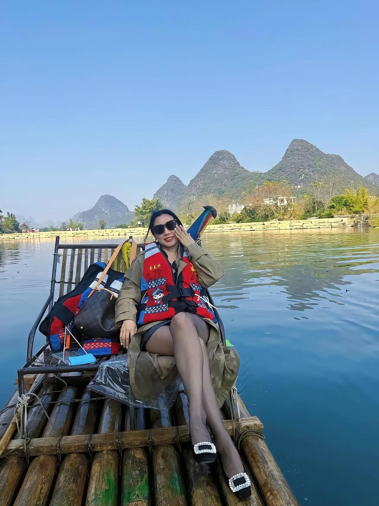 桂林的山水甲天下，可以说去这里旅游看山水，就是游客最爱赏风景的地方。都说到了