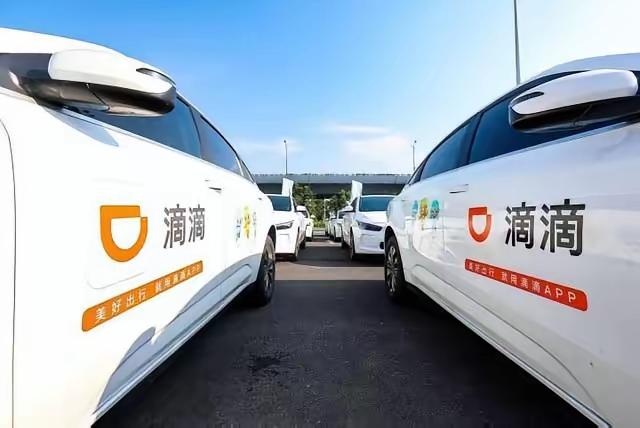 深圳，连官方都看不下去了。​​前几天，深圳市交通运输局发了一纸通告。语气很平静