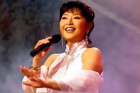 1987年，31岁殷秀梅嫁大她10岁的歌唱家程志。新婚之夜送走宾客，她忽然盯着丈