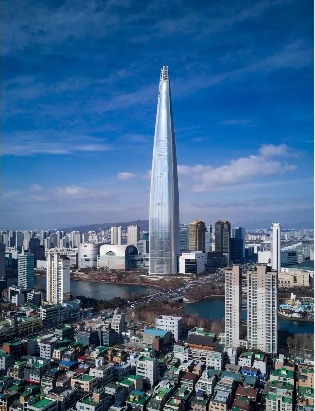 外资来了！李大霄呼吁别让韩国人买中国股票。因为中国股市比较低估，李大霄担心韩国投