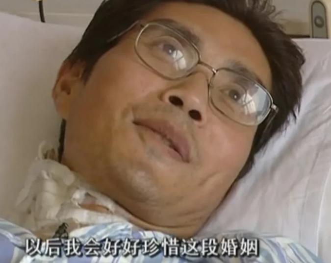 2011年，山东一男子尿毒症晚期，父母兄妹不愿救他，绝望时，突然一女子冲进病房，