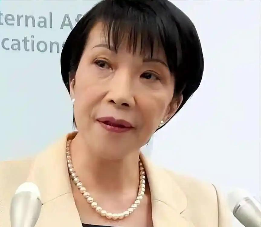 高市早苗凭一己之力，堵死日本女性的首相梦！高市早苗上任不到一个月，就以两次触