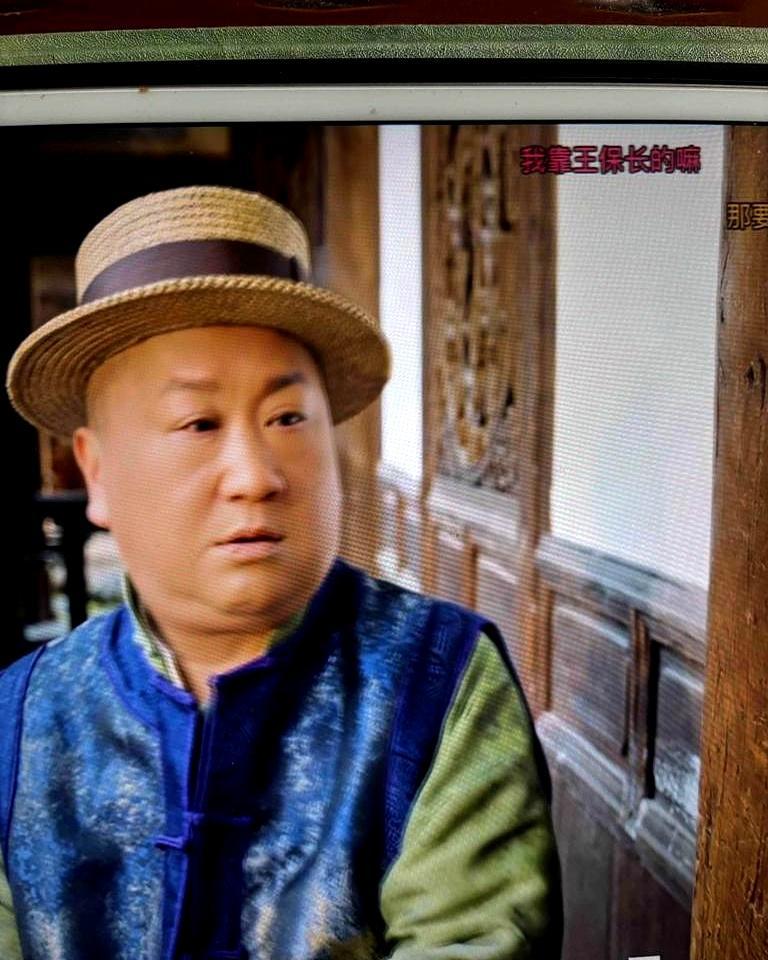 “傻儿师长”翻车了，谁最疼？是刘德一的儿子——被拉来当情怀招牌，结果弹幕全在喊