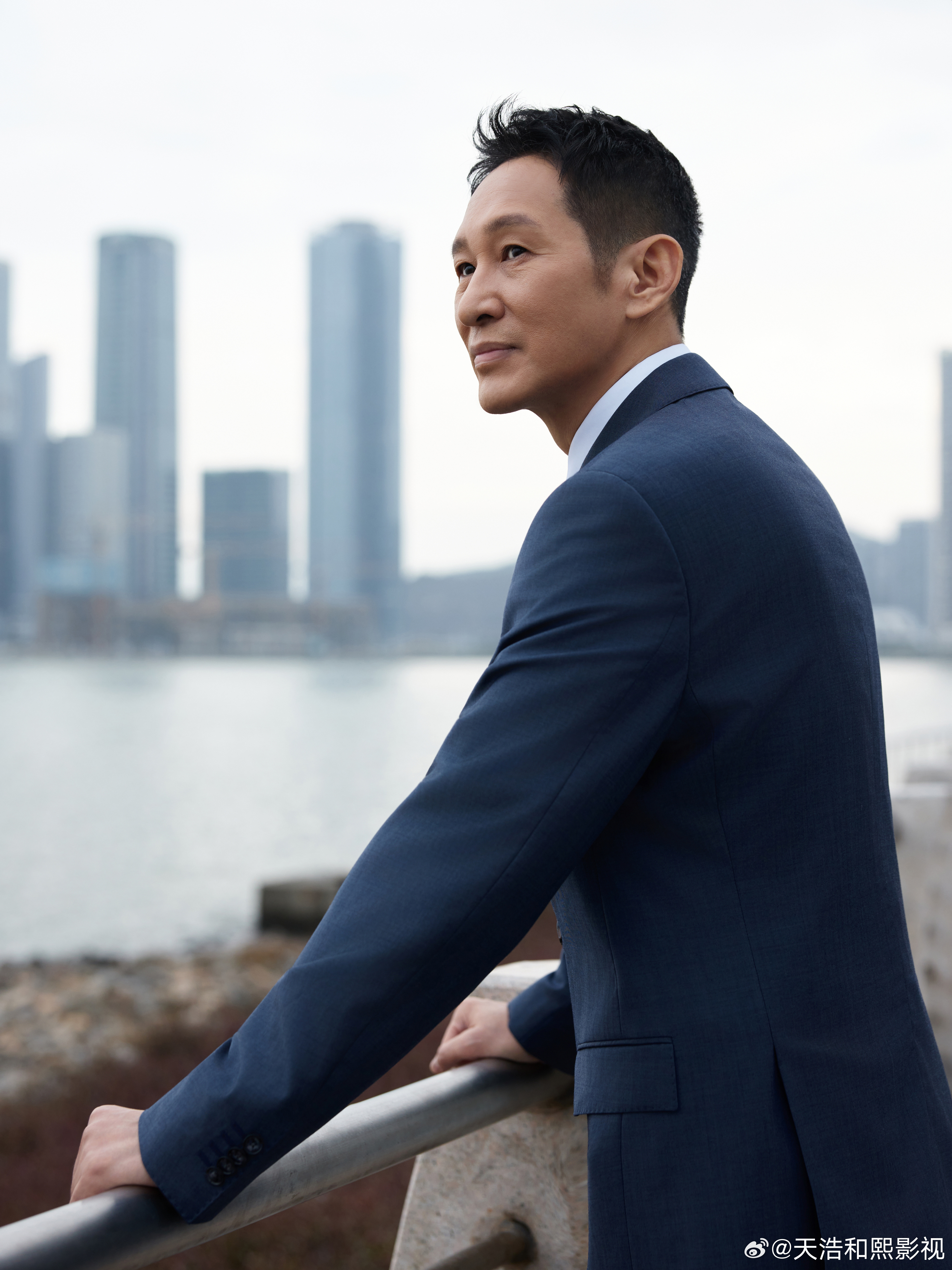 【王劲松长文忆父亲】王劲松说好角色是要深及灵魂的“《我的山与海》正在播出，回想