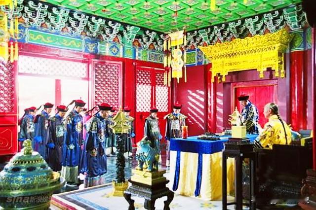 内阁学士是一个较为特殊的岗位，一般都兼礼部侍郎衔。大学士、协办大学士是内阁一二