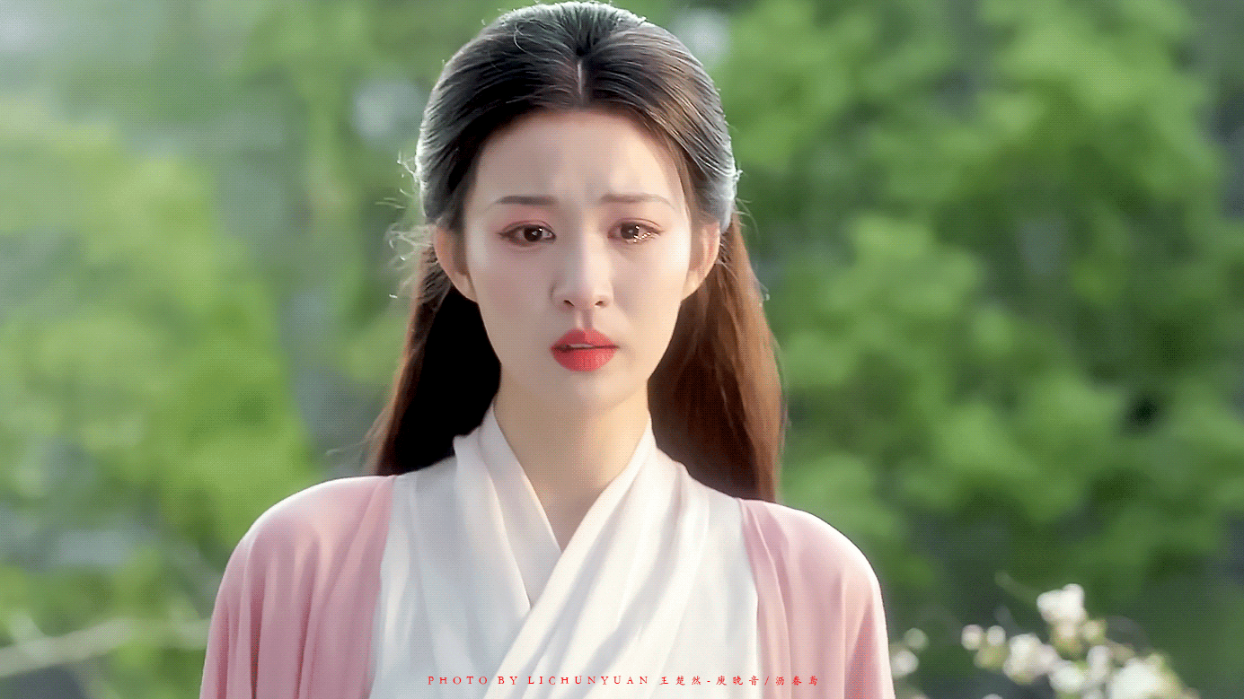 王楚然古装好美楚然就没有不美的妆造、现代装一绝，古装妆造更是美上加美完全明媚大美