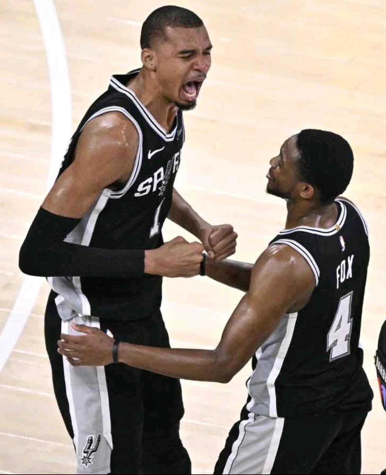 马刺还有机会，虽然不大！（0-2落后尼克斯）1. 历史劣势：NBA总决赛