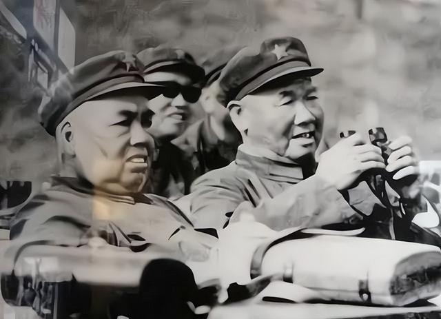 “枪毙！直接枪毙！”1979年，党中央抓捕了许世友儿子，许世友得知后大吼道。那么