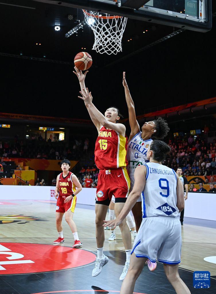 北京时间9月9日深夜23点45分，2026女篮世界杯附加赛开打，中国女篮单挑波多