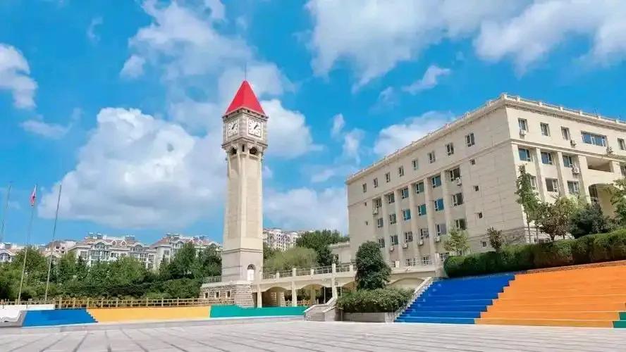 2021年，青岛中考人数8.36万人2022年，青岛中考人数9.37万人20