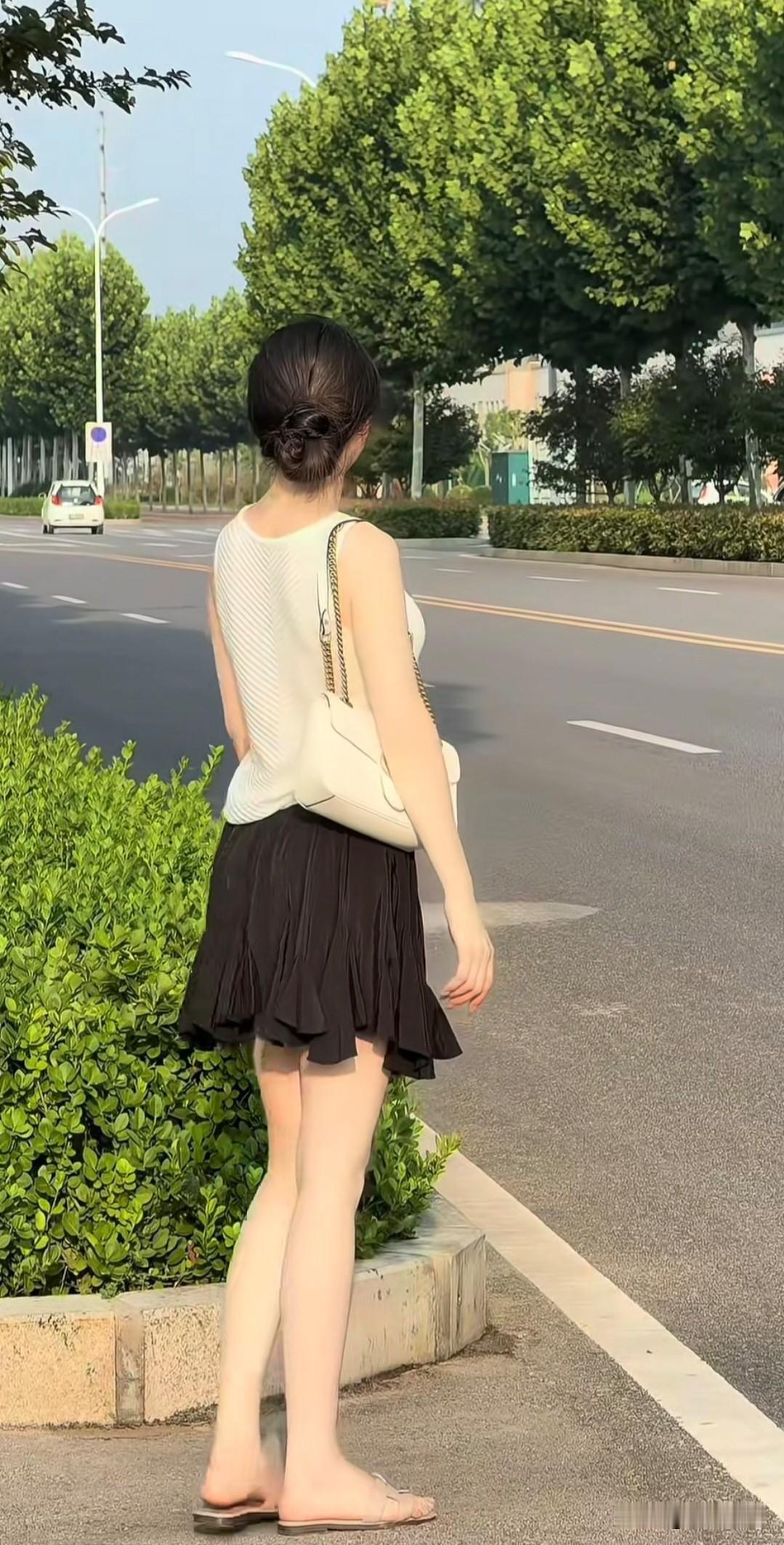 🪟²⁰²⁶/₀₇.₃₀🍒ᵔ◡ᵔ𝓶𝓸𝓻𝓷𝓲𝓷🐬夜色初收晓雾悠