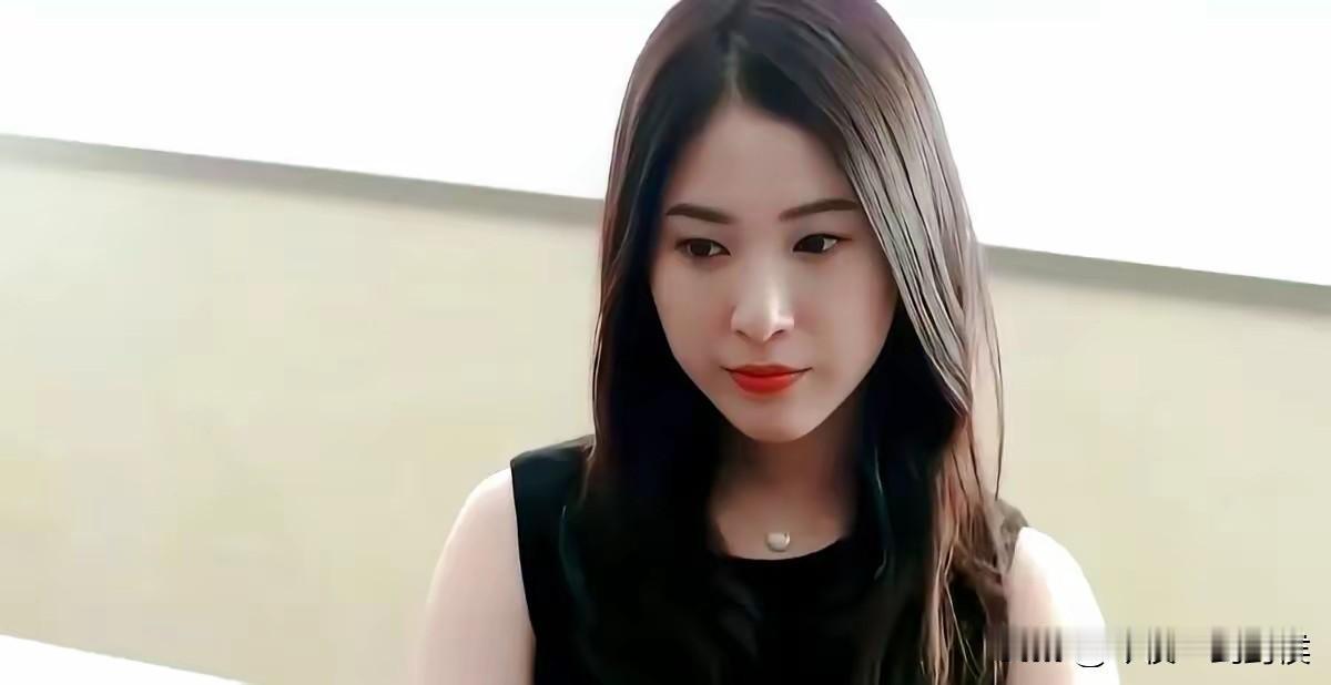 日本人喜欢研究星座。我还知道由美子是巨蟹座！怎么知道的？昨天晚上她说让我去