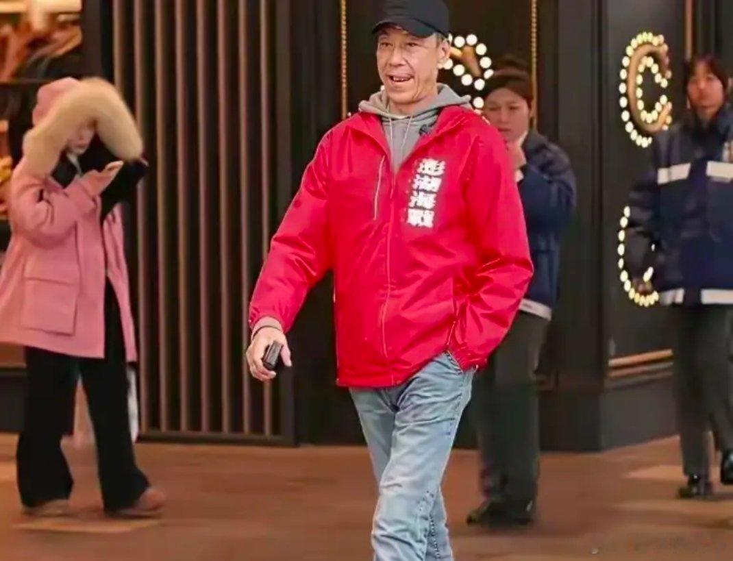 已经80岁了，这状态可以吧，能认出他是谁吗