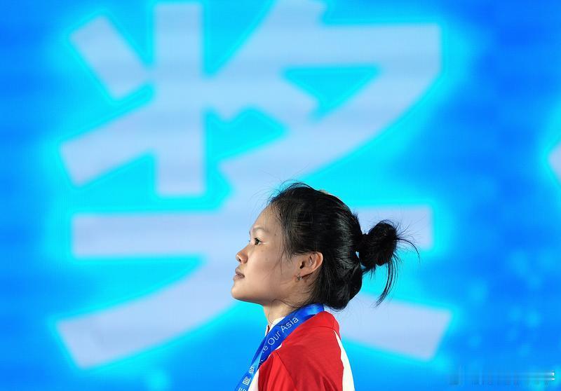 赵金红举重亚锦赛夺冠举重亚锦赛女子45公斤级，赵金红首次试举80公斤成功，随后两