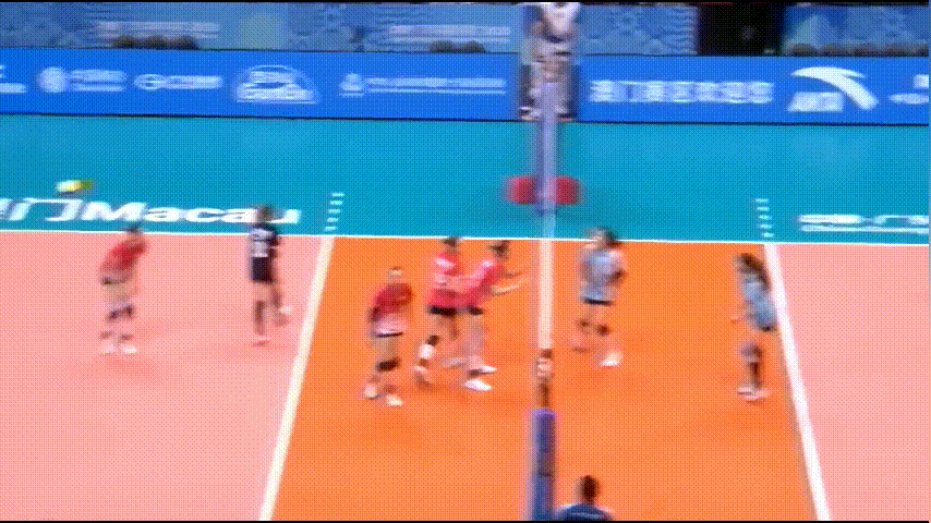 真的是一物降一物啊！江苏女排果然是天津女排的克星啊！天津女排的一孟和二孟就是间谍