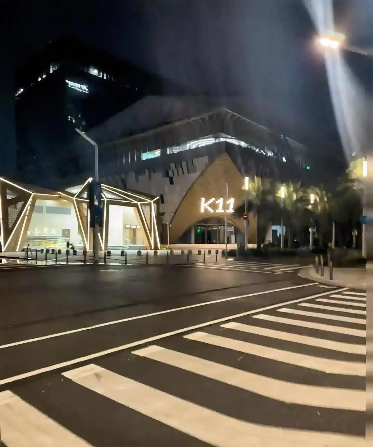 深圳K11ECOAST商场，海景在哪儿？灯光昏暗，动线混乱，消费者吐槽不断。