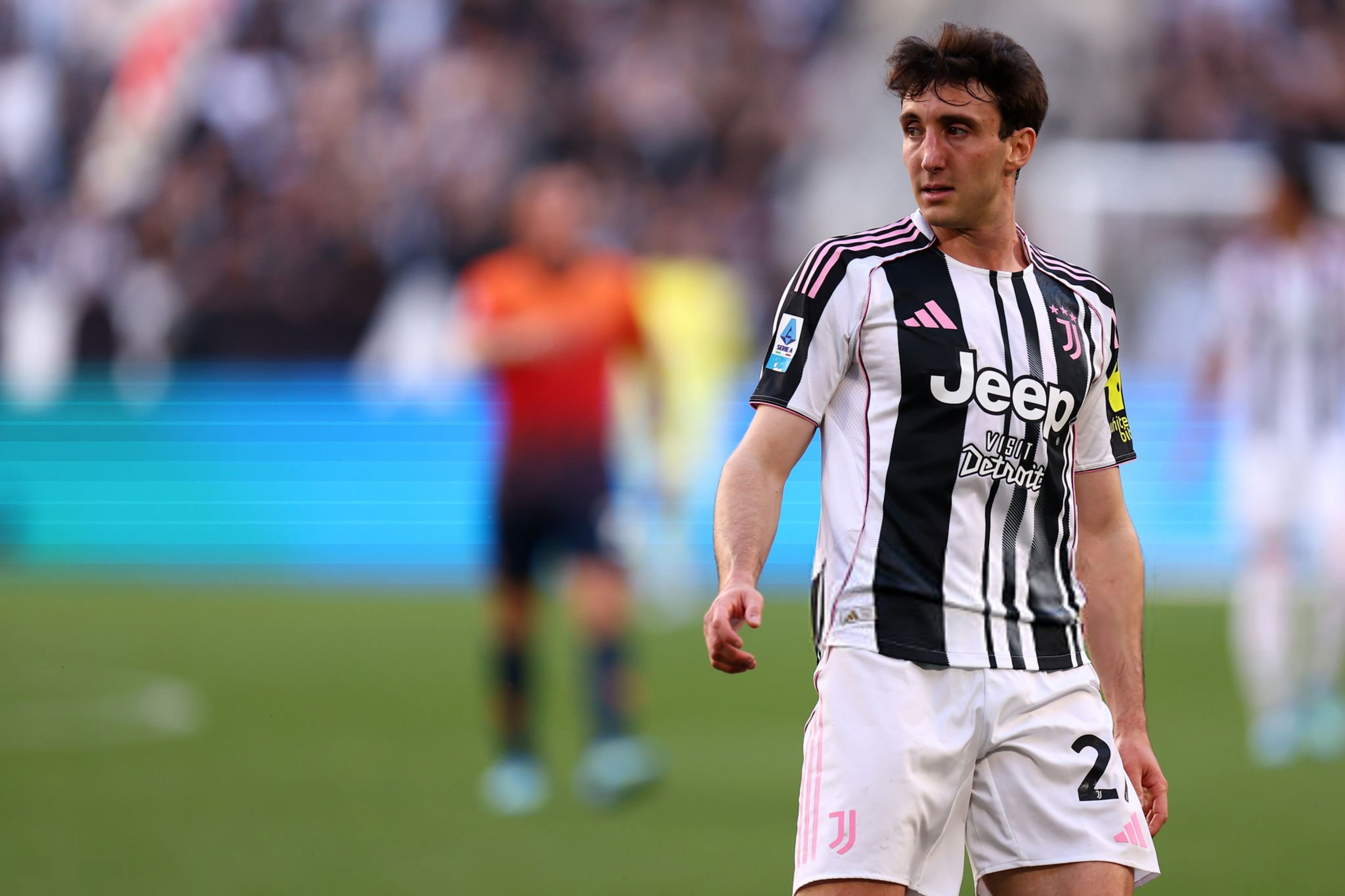 每体：格里马尔多准备离开勒沃库森，他可能以不到1200万欧元的代价离开，巴塞罗