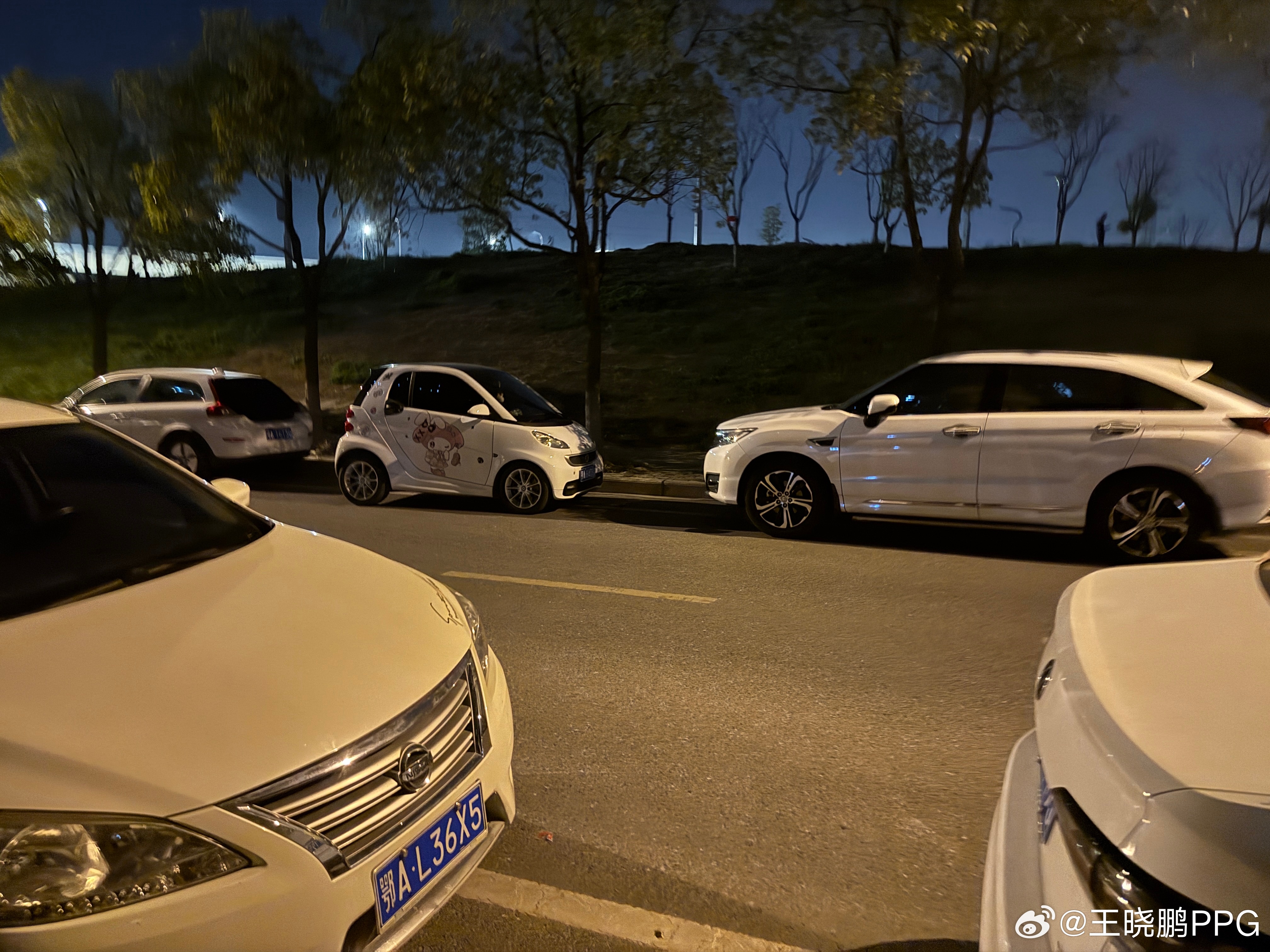 在城市拥有揽胜让人羡慕拥有smart让人自愈