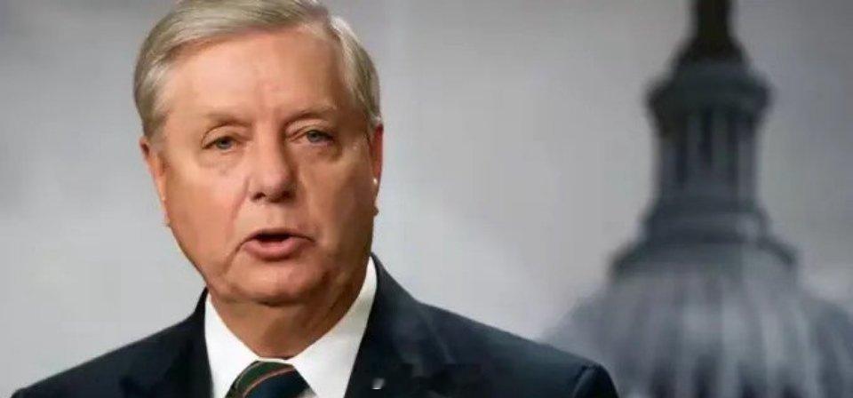 万斯彻底不装摊牌了！特朗普副总统直言两岸局势一变美国经济要崩盘？美国死死拿捏台湾
