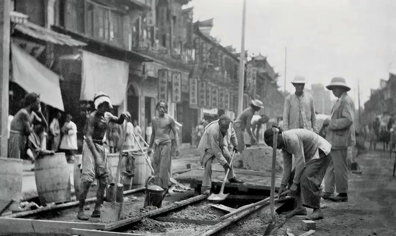 “没花一分钱，没死一个人！”1919年巴黎和会上，英国外交大臣巴尔德轻飘飘一句话