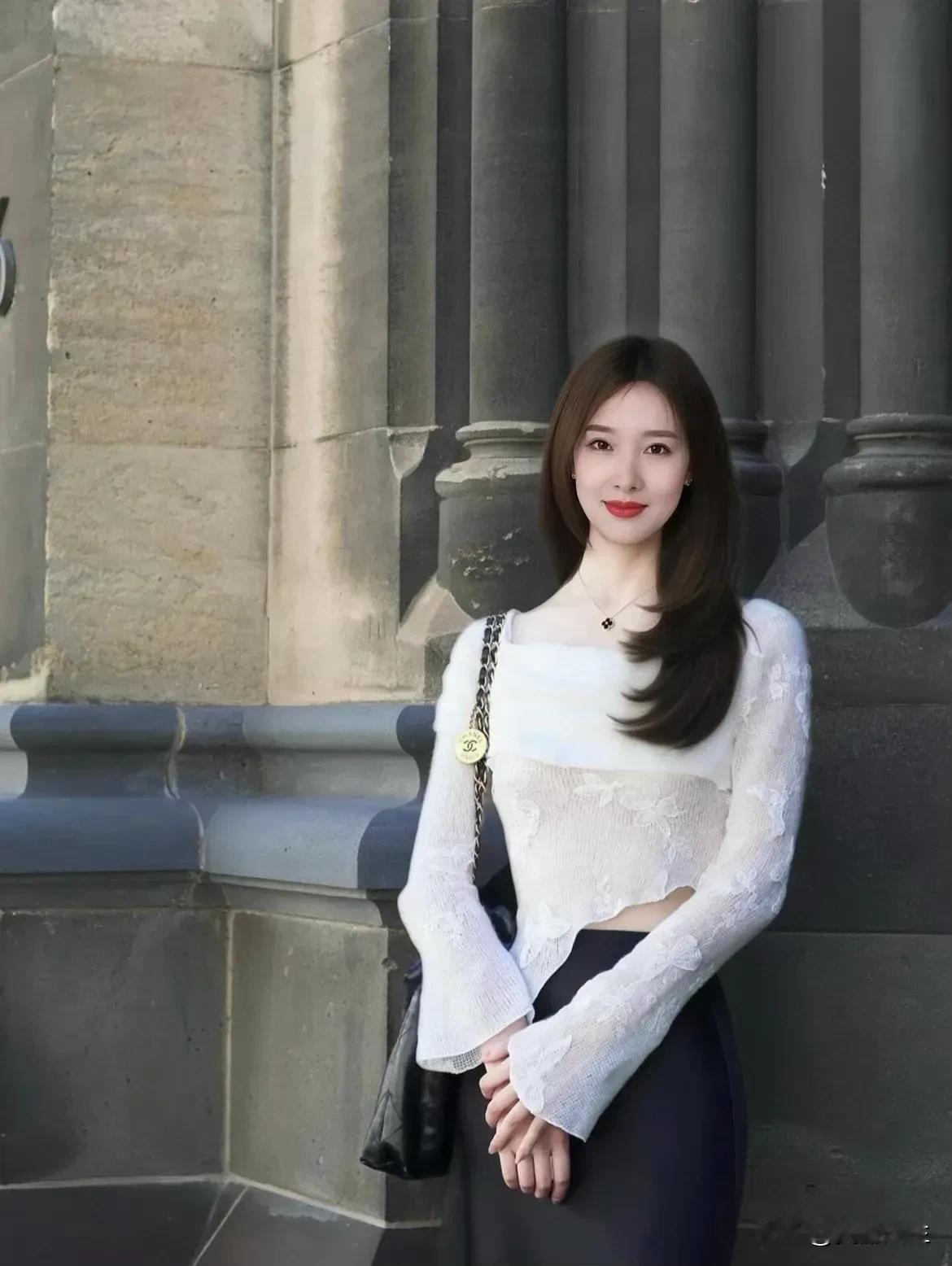 简单安静的生活就好，企图多了，会觉得人间不值得……🌼