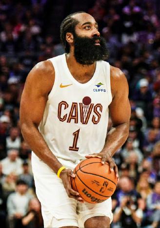 本赛季被帽数前五：1、哈登：62次2、费尔斯：62次3、阿夫迪亚：61次