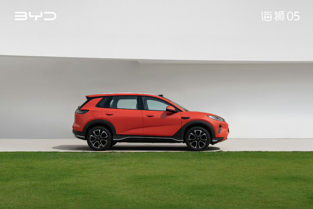 比亚迪全新海狮05官图放出来了，4月20号正式上市。这车是紧凑级SUV，轴距27