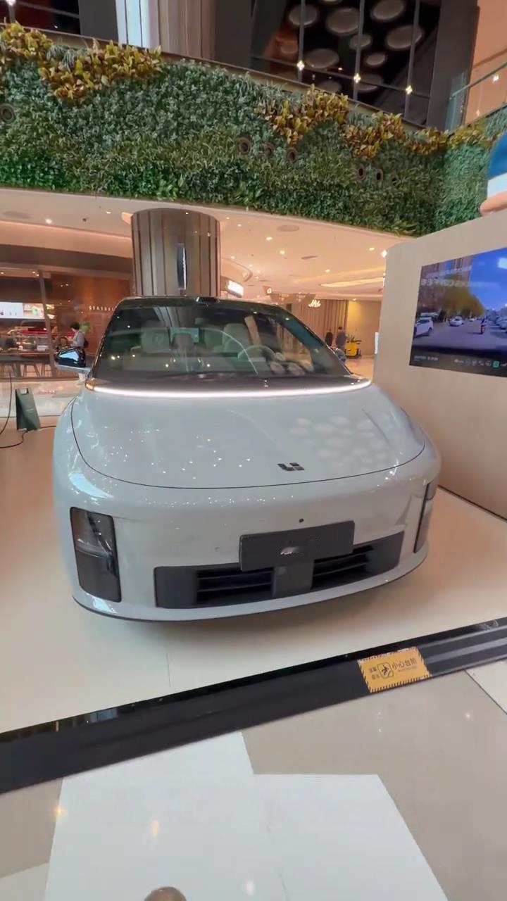 最近刷到车友到店实测理想i6的视频，我从头看到尾，也想聊聊自己的真实感受👇