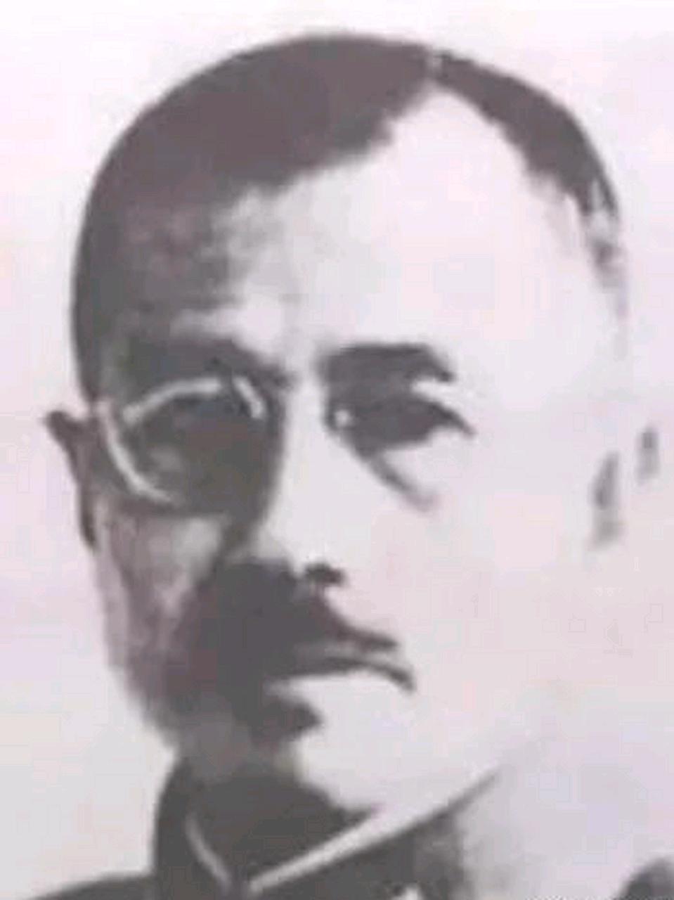 1945年5月，空袭日本本土的十几名美军飞行员被日军抓获，日酋横山勇下令处死其中