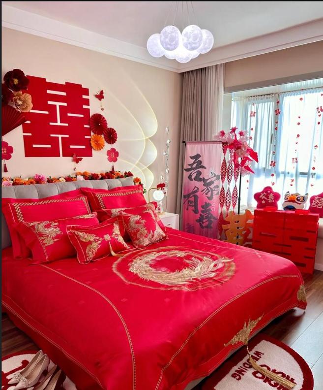 “从10万加到一套房！准新娘全家‘四轮谈判’加码彩礼，小伙第5天果断拉黑：这婚你