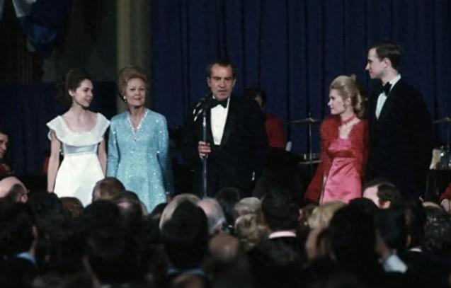 50年后再看水门事件：为什么说它定义了今天的美国政治？1972年6月17日