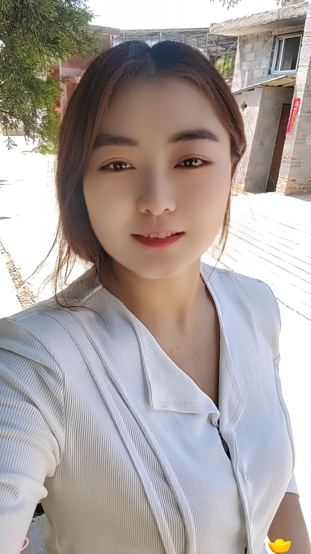 你们快把我骂醒吧？亲爸都不养孩子，哪有男人会愿意主动帮我养孩子。今天和二婚相亲男