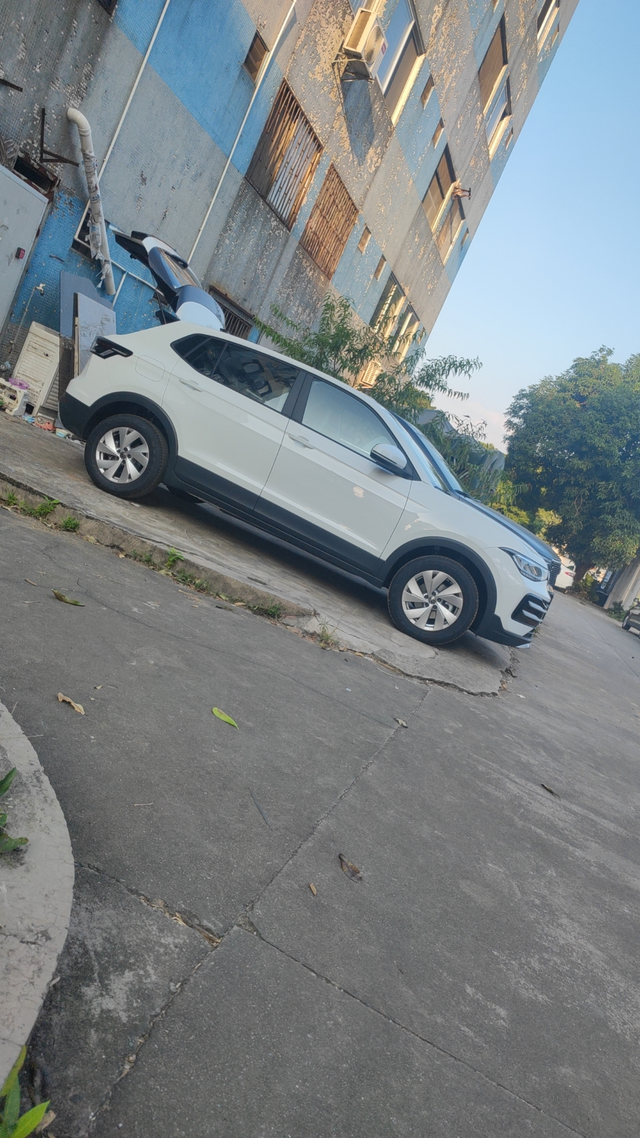 7.99万的途岳新锐开了几天了，说一下动力一般，但是也能用，代步没问题。空间