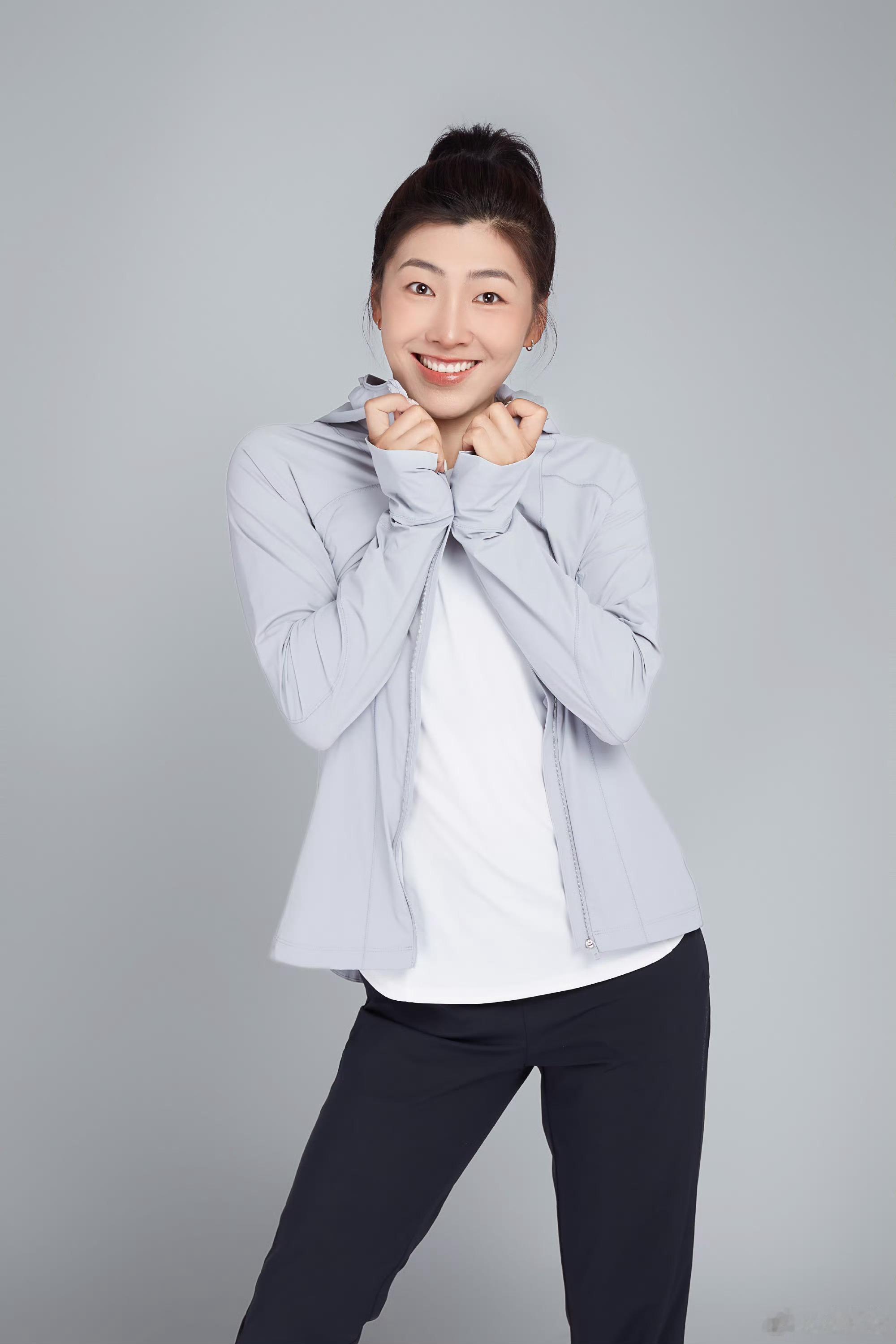 徐梦桃聊自己长相这段徐梦桃对自己颜值全肯定姐姐当家徐梦桃大方细数自身容貌优势，发