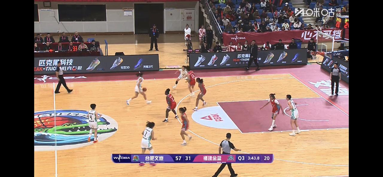 四川女篮和上海女篮今晚火药味浓😂这个火药味，主要是上海女篮女篮受不了四川女