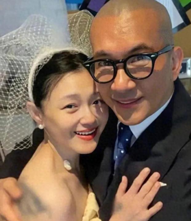 当初具俊晔当众说一分钱不要大S遗产，如今转头找律师打官司，下周调解庭还要抢孩子名