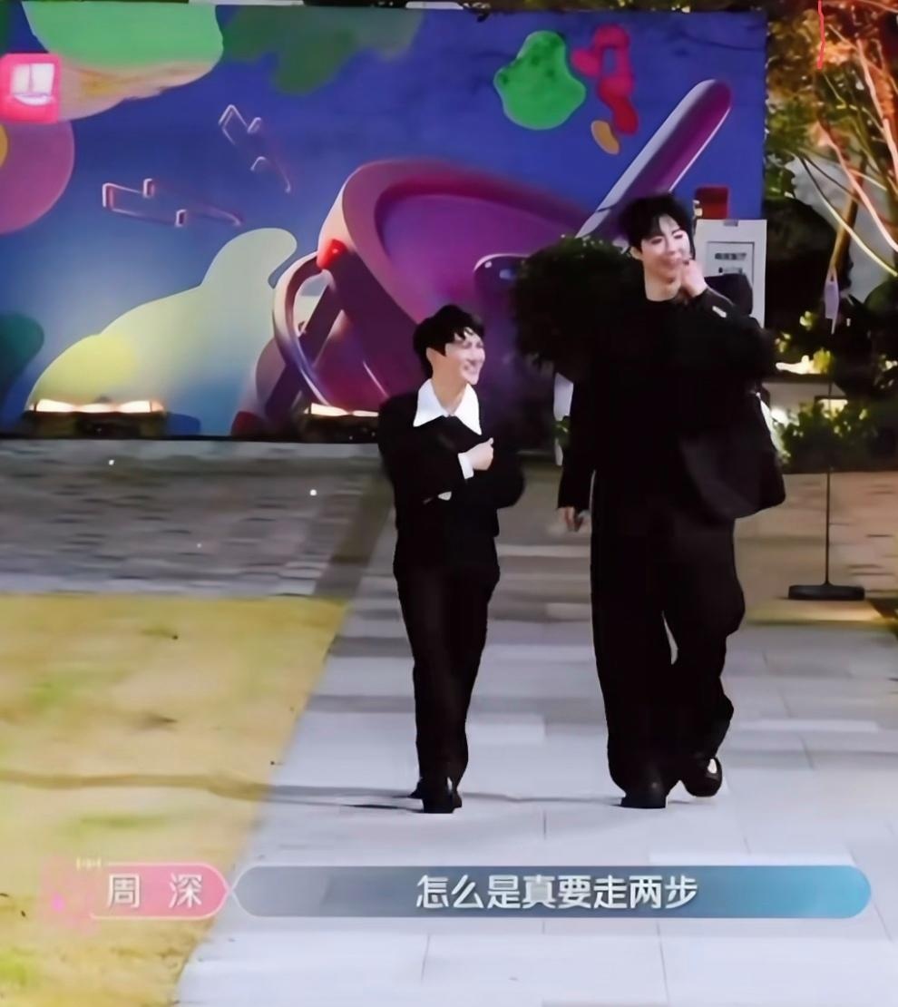 刘宇宁在周深面前犹如一座大山！周深要有161，那刘宇宁得有195，这矮了34保底