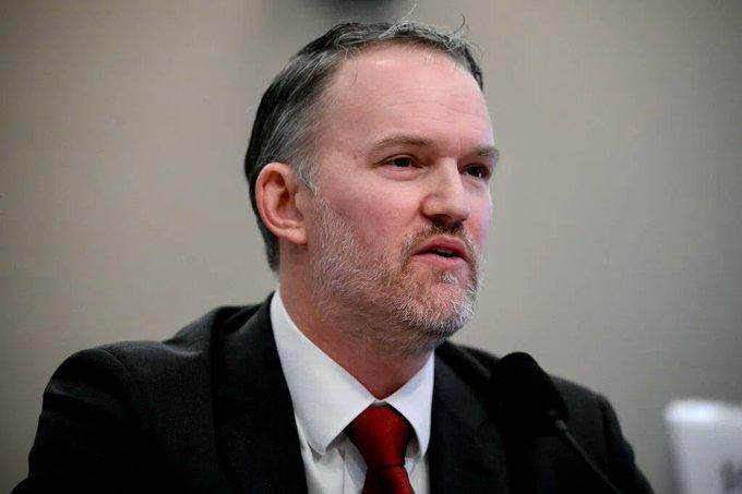 美国贸易代表格里尔在《金融时报》4月22日专访中明确表示：美国已通知盟友，必须为