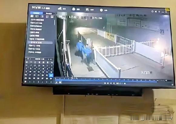 现在的小孩真是说不得，打不得，骂不得！2025年11月23日16时，陕西咸阳