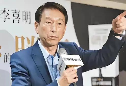 台湾前参谋总长李喜明一席话，直接让岛内炸了锅！作为曾经执掌台湾军事核心的人物，他