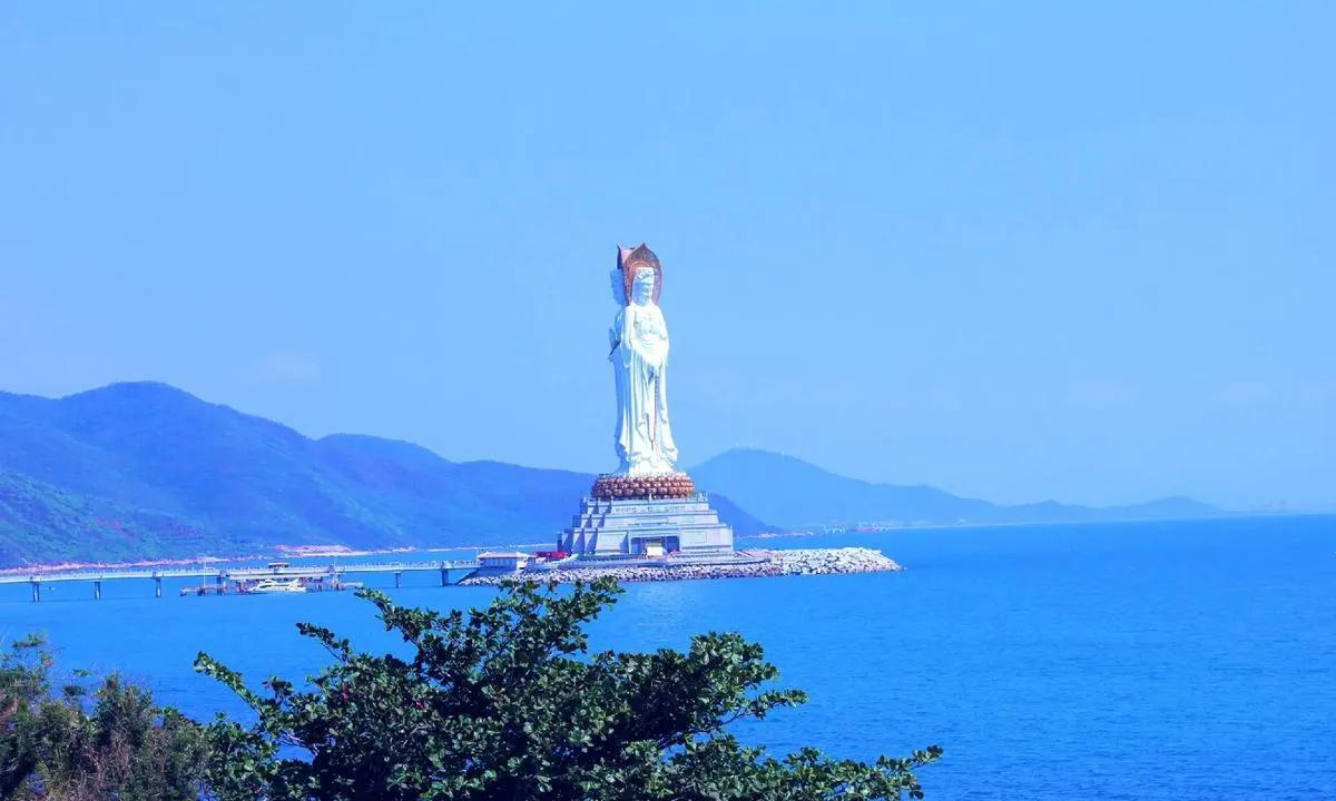 “谁伤海南口碑就砸谁饭碗”，就凭这句话，我一定要再去海南旅游购物。这句话绝不是