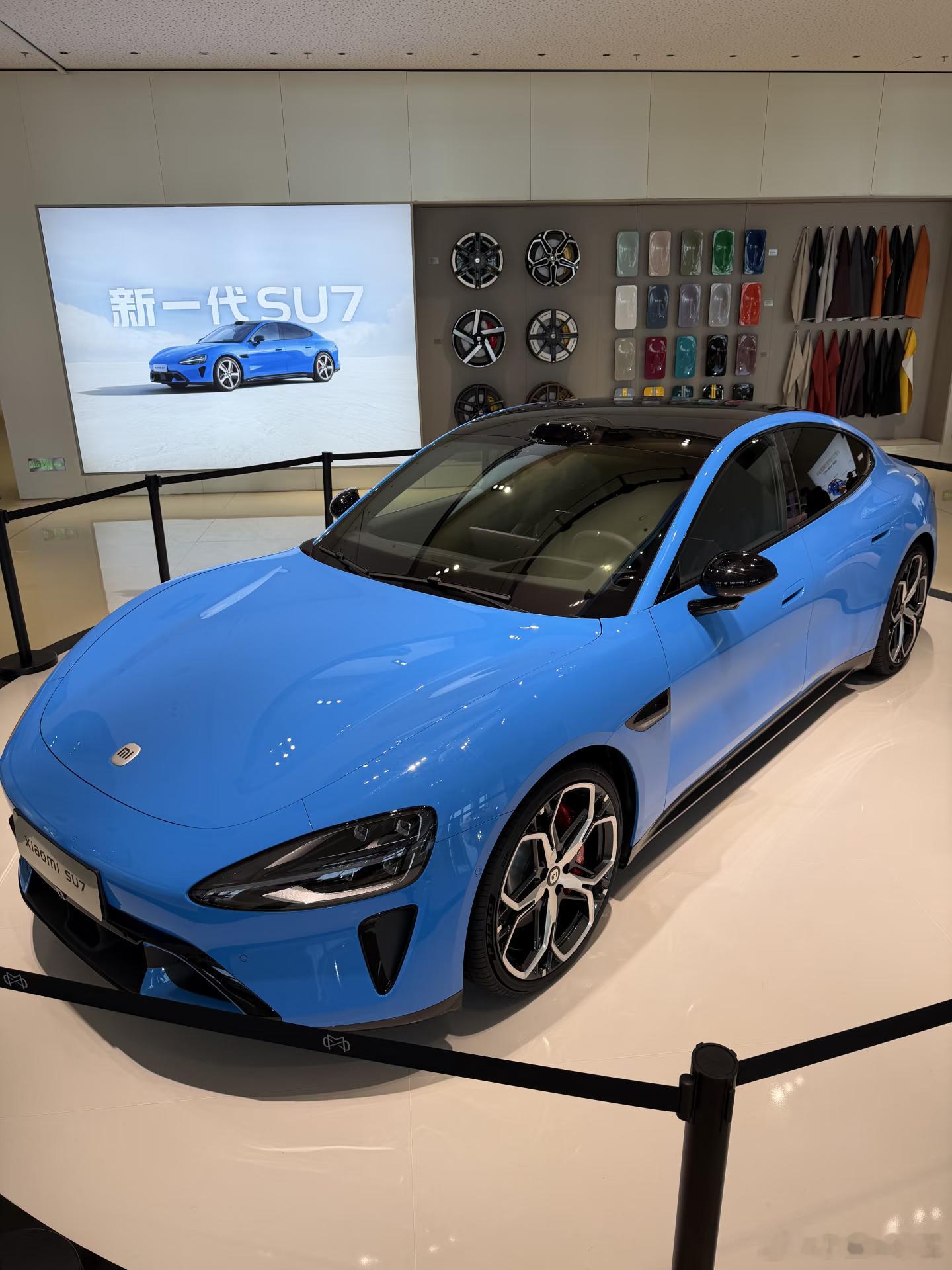 新款SU7要爆了，春节指数出奇的好，果然比实车都比不过小米，比宣传隔壁逆天的太多